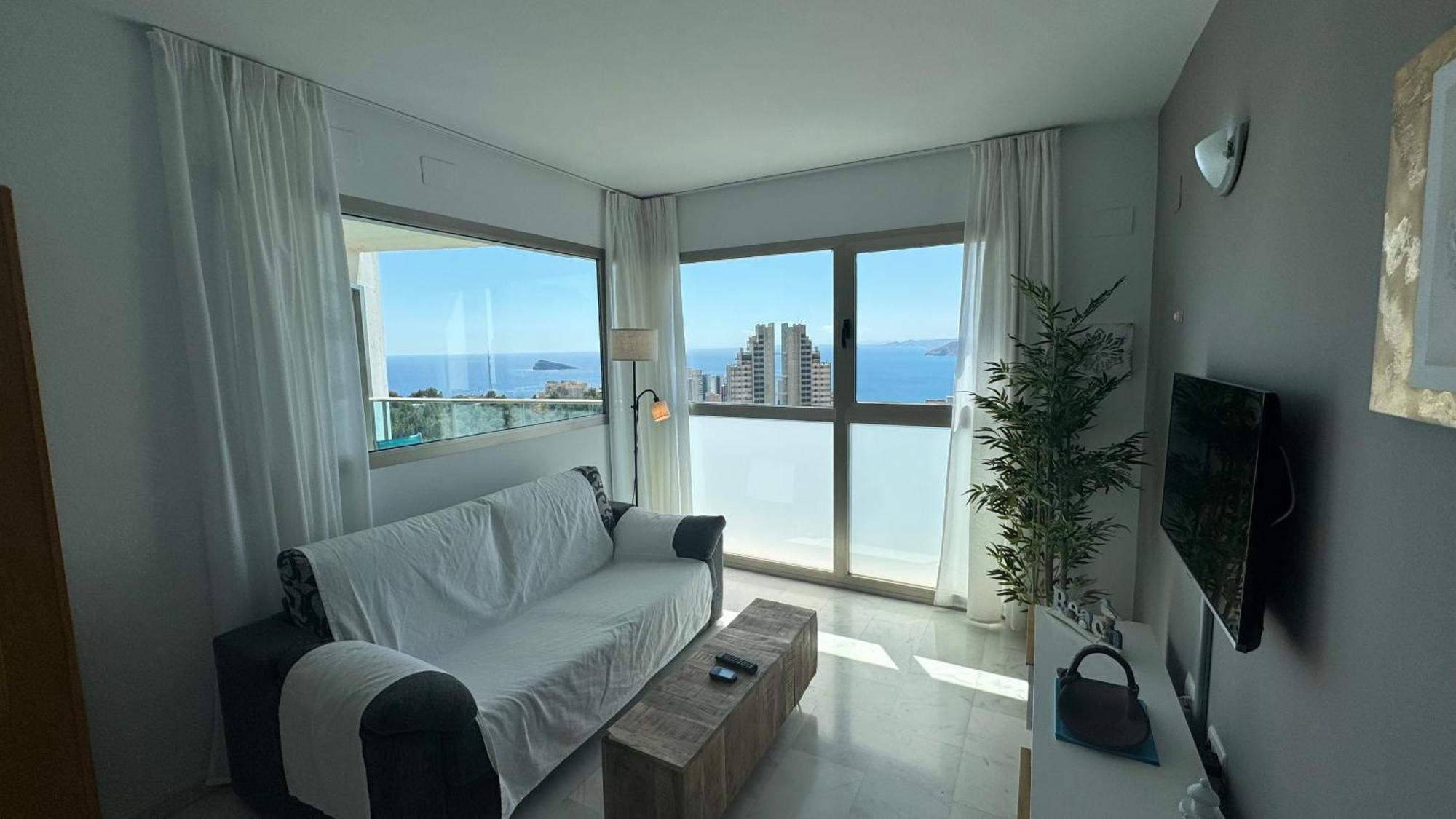 2-Bedroom Apartment With Sea Views Benidorm Exterior photo